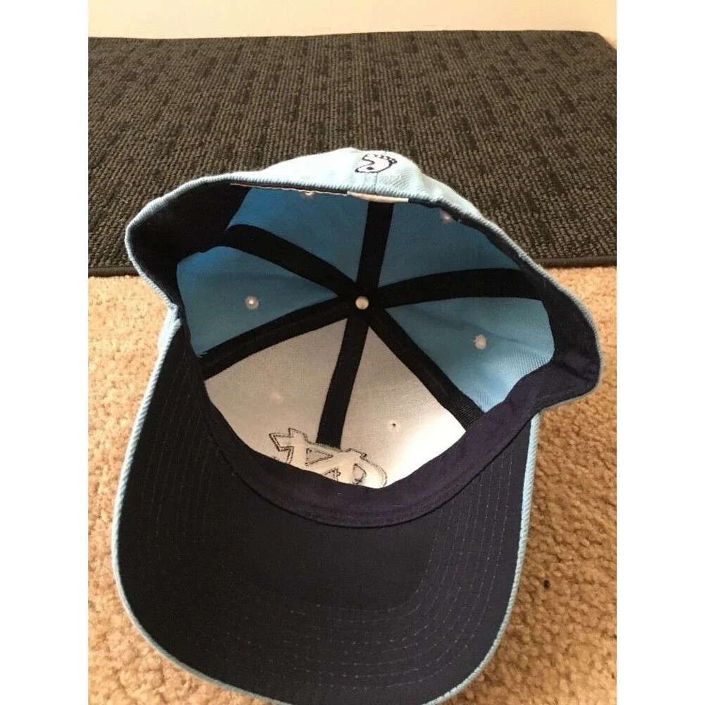 Zephyr North Carolina Tarheels  Men's Fitted Cap Hat Size 7 Blue
